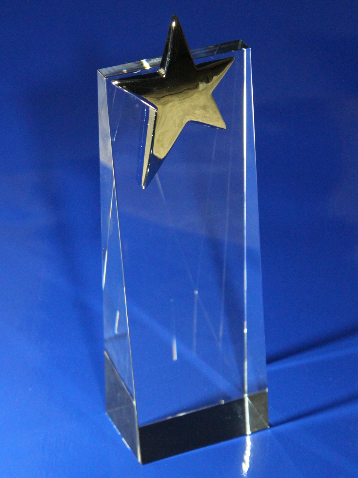 Skleněná trofej s hvězdou 150x80x50mm